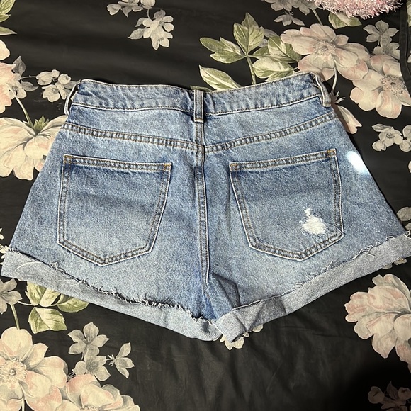 NWT • Pacsun • denim shorts • 90’s style • size 25 - Picture 2 of 5